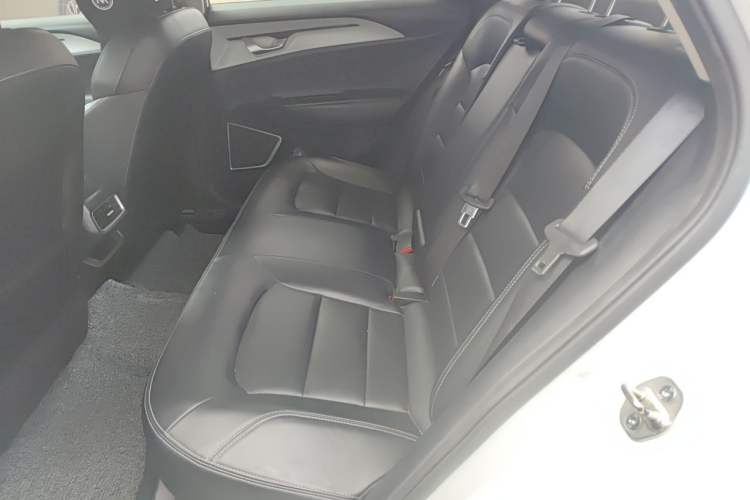 Used Geometry A 2022 Pro 430KM Commuter Edition Left Rear Seat