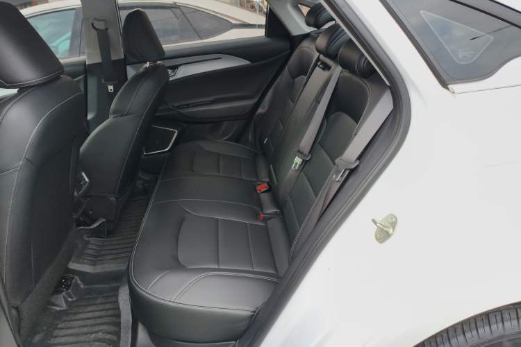 Used Geometry A 2022 Pro 430KM Commuter Edition Left Rear Seat