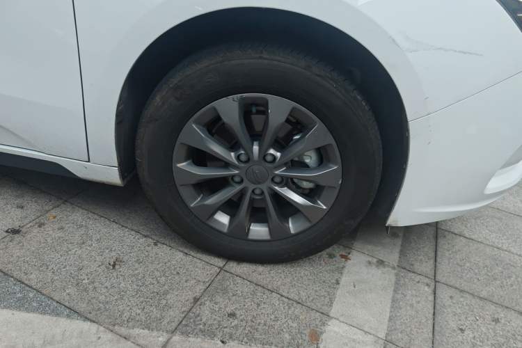 Used Geometry A 2022 Pro 430KM Business Edition Right Front Wheel Hub