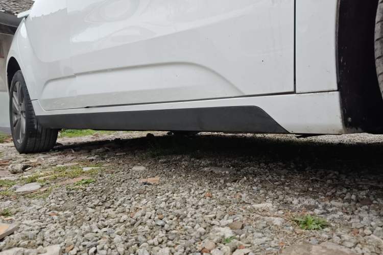 Used Geometry A 2022 Pro 430KM Green Apple Pro Right Side Sill
