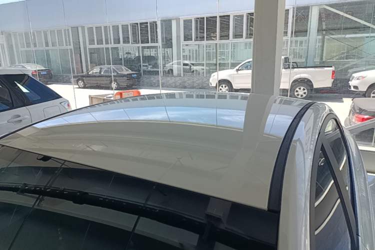 Used Geometry A 2022 Pro 430KM Commuter Edition Roof