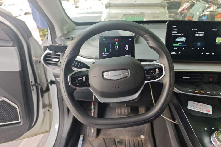 Used Geometry A 2022 Pro 430KM Commuter Edition Steering Wheel