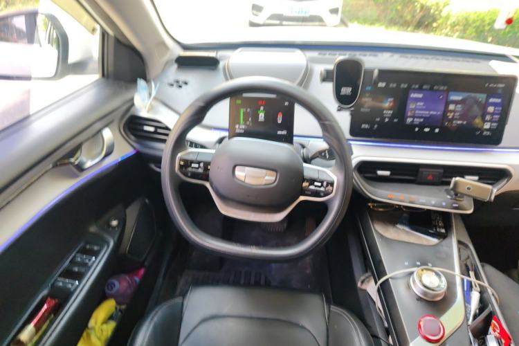 Used Geometry A 2022 Pro 430KM Commuter Edition Steering Wheel