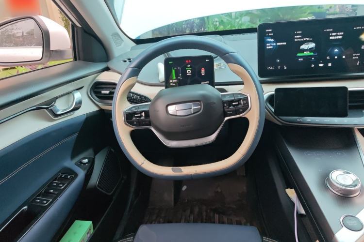 Used Geometry A 2022 Pro 430KM Green Apple Pro Steering Wheel