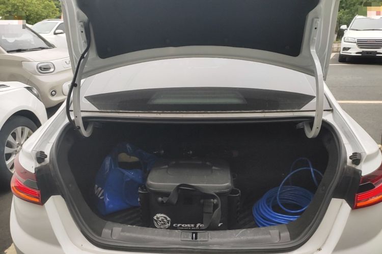 Used Geometry A 2022 Pro 430KM Commuter Edition Trunk