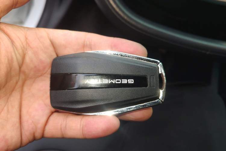 Used Geometry A 2022 Pro 430KM Business Edition Vehicle Key