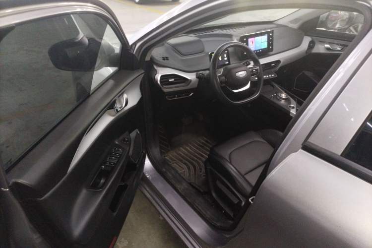 Used Geometry A 2024 410KM Travel Edition Driver Seat