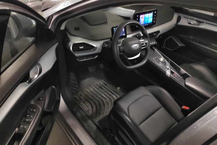 Used Geometry A 2024 410KM Travel Edition Driver Seat