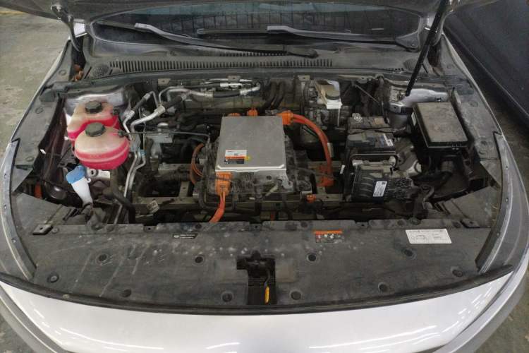 Used Geometry A 2024 410KM Travel Edition Engine Bay