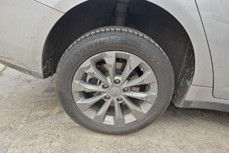 Used Geometry A 2024 410KM Travel Edition Exterior 5