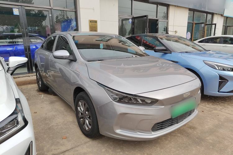 Used Geometry A 2024 410KM Travel Edition Front Right 45 Deg
