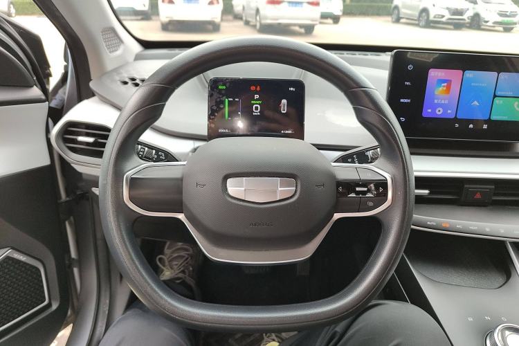 Used Geometry A 2024 410KM Travel Edition Steering Wheel