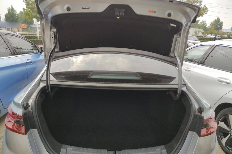 Used Geometry A 2024 410KM Travel Edition Trunk