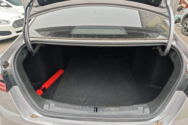 Used Geometry A 2024 410KM Travel Edition Trunk
