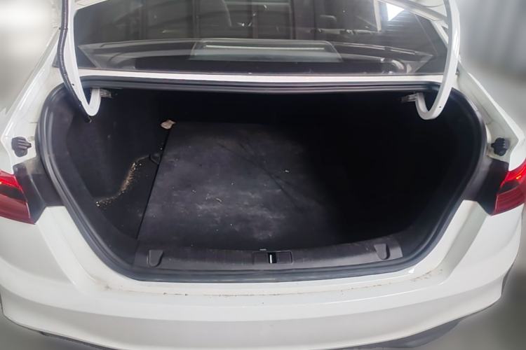 Used Geometry A 2024 410KM Travel Edition Trunk