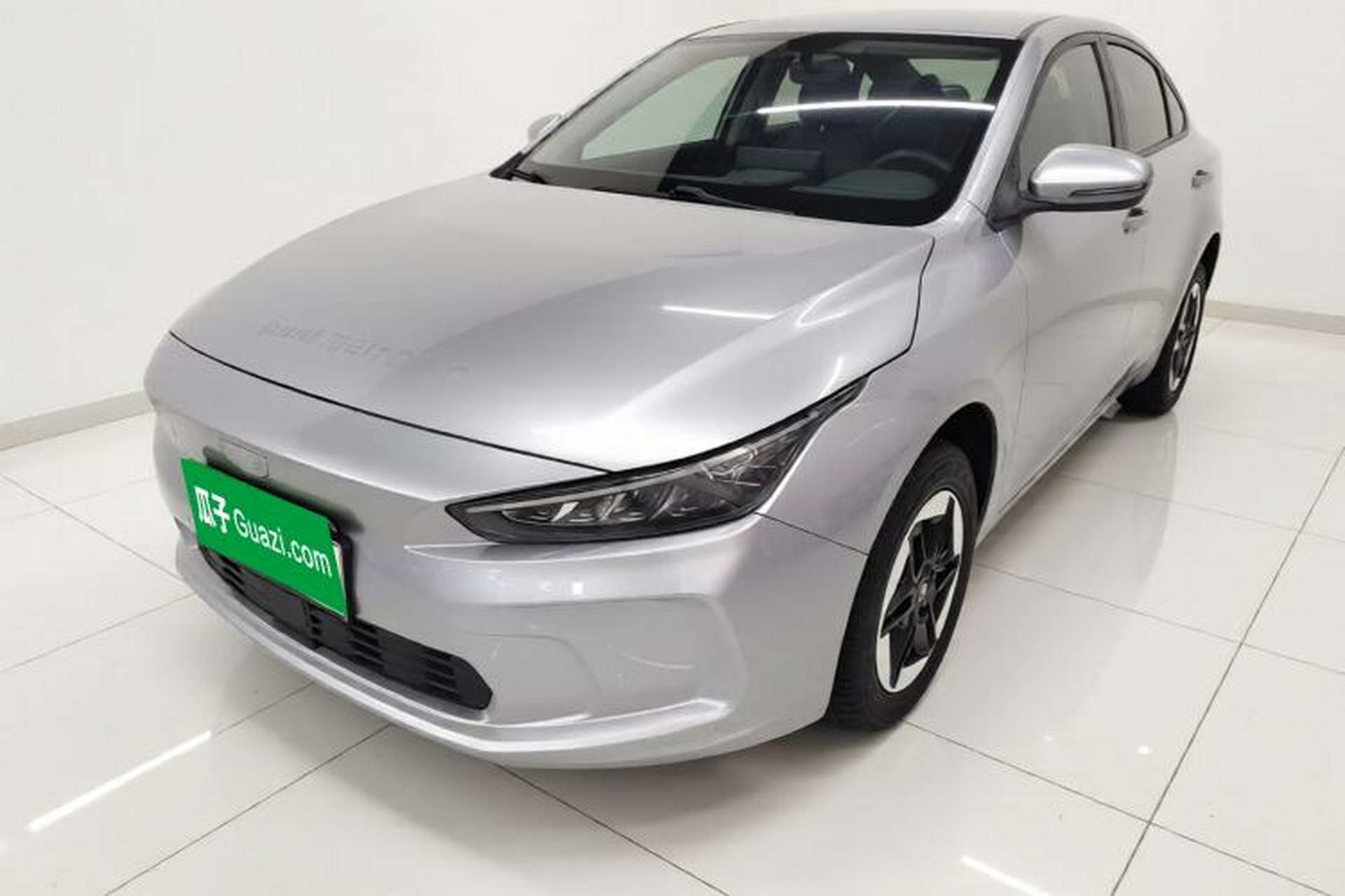 Used Geometry A 2024 410KM Travel Edition Front Left 45 Deg