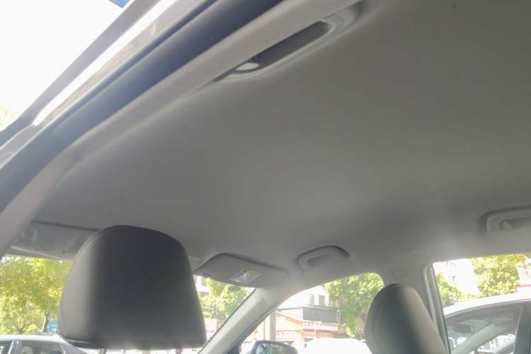 Used Geometry A 2024 410 KM Business Edition Headliner