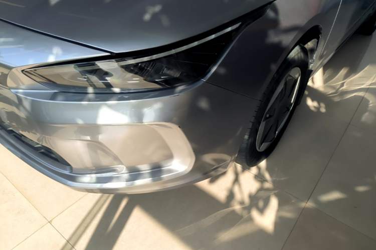 Used Geometry A 2024 500KM Travel Edition Left Front Headlight