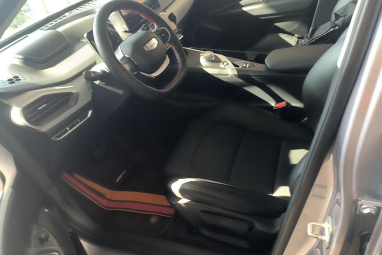 Used Geometry A 2024 500KM Travel Edition Left Front Seat