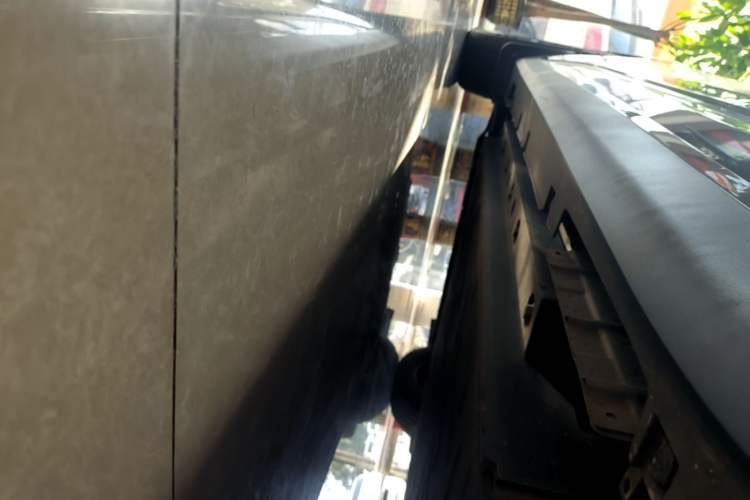 Used Geometry A 2024 500KM Travel Edition Left Side Sill
