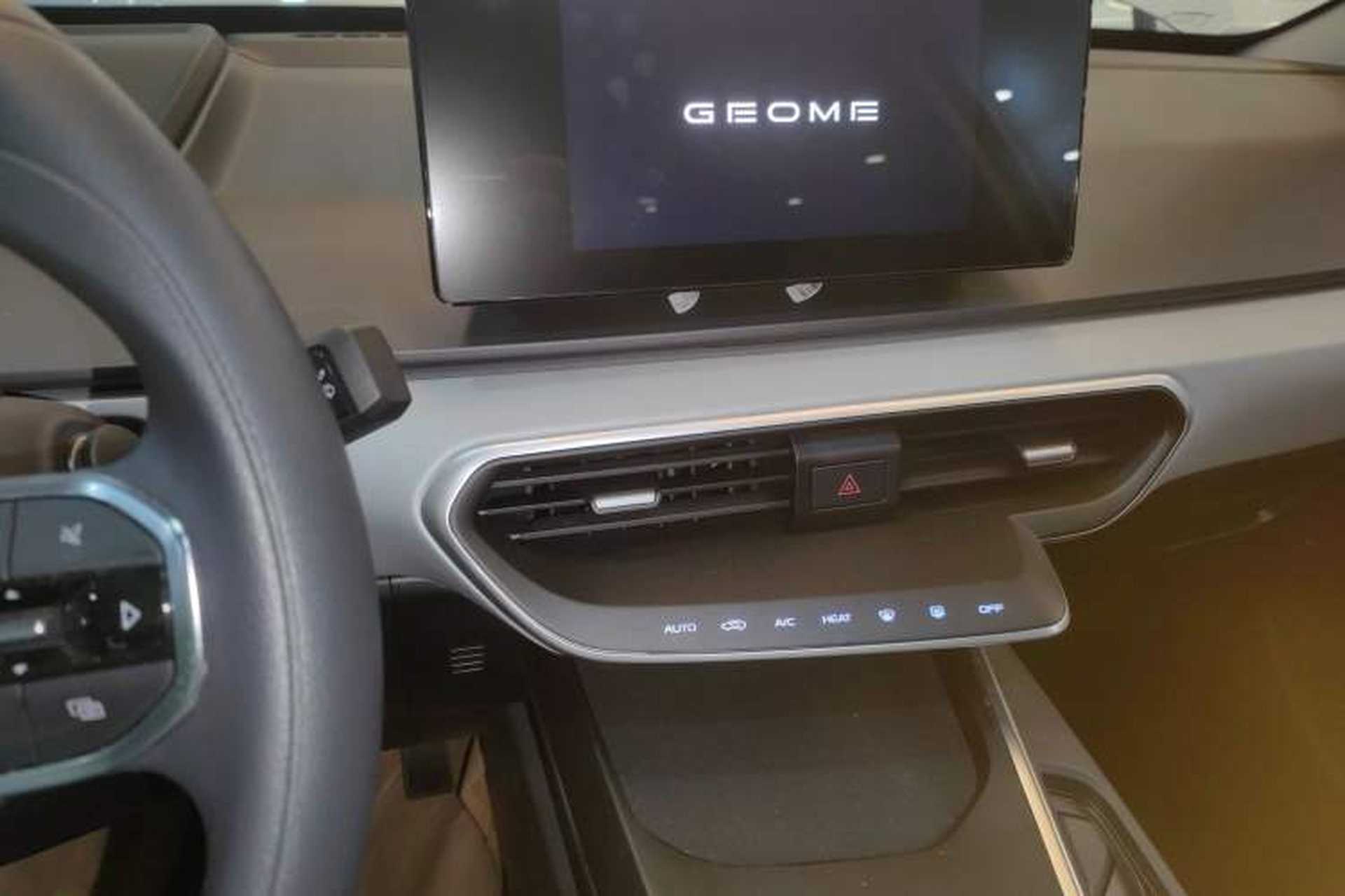 Used Geometry A 2024 410KM Travel Edition Audio And AC Panel