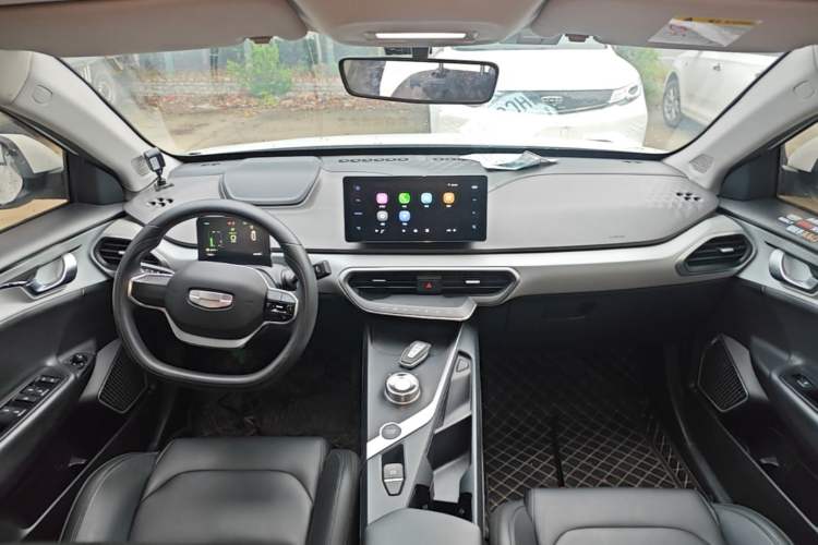 Used Geometry A 2024 410KM Travel Edition Center Console