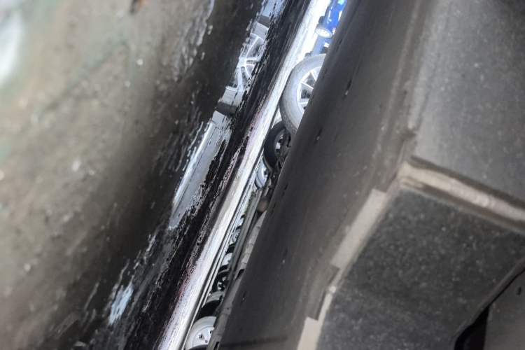 Used Geometry A 2024 410KM Travel Edition Chassis Rear Left