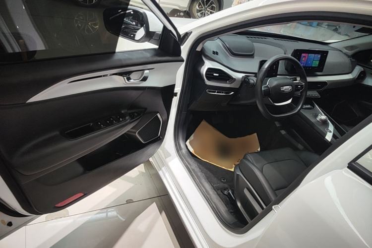 Used Geometry A 2024 410KM Travel Edition Driver Seat
