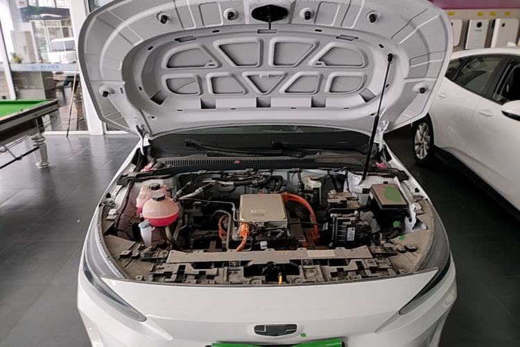 Used Geometry A 2024 500KM Travel Edition Engine Bay