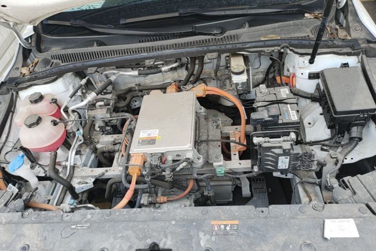 Used Geometry A 2024 410KM Travel Edition Engine Bay