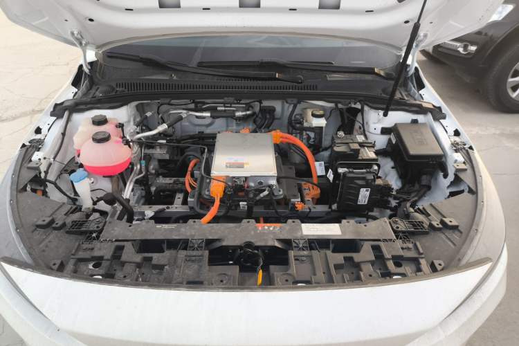 Used Geometry A 2024 500KM Travel Edition Engine Bay