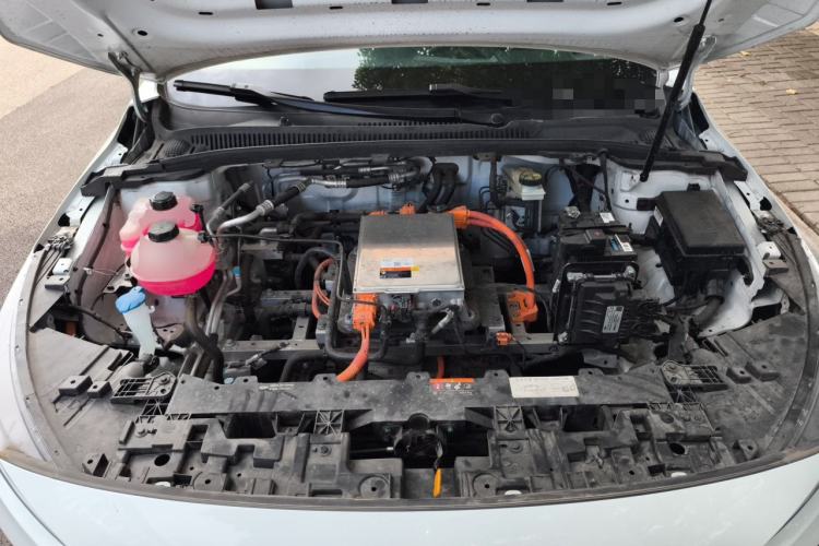 Used Geometry A 2024 500KM Travel Edition Engine Bay