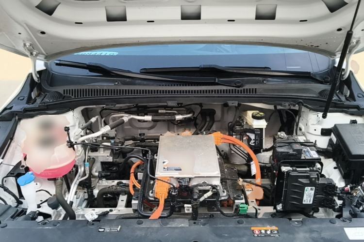 Used Geometry A 2024 410KM Travel Edition Engine Bay