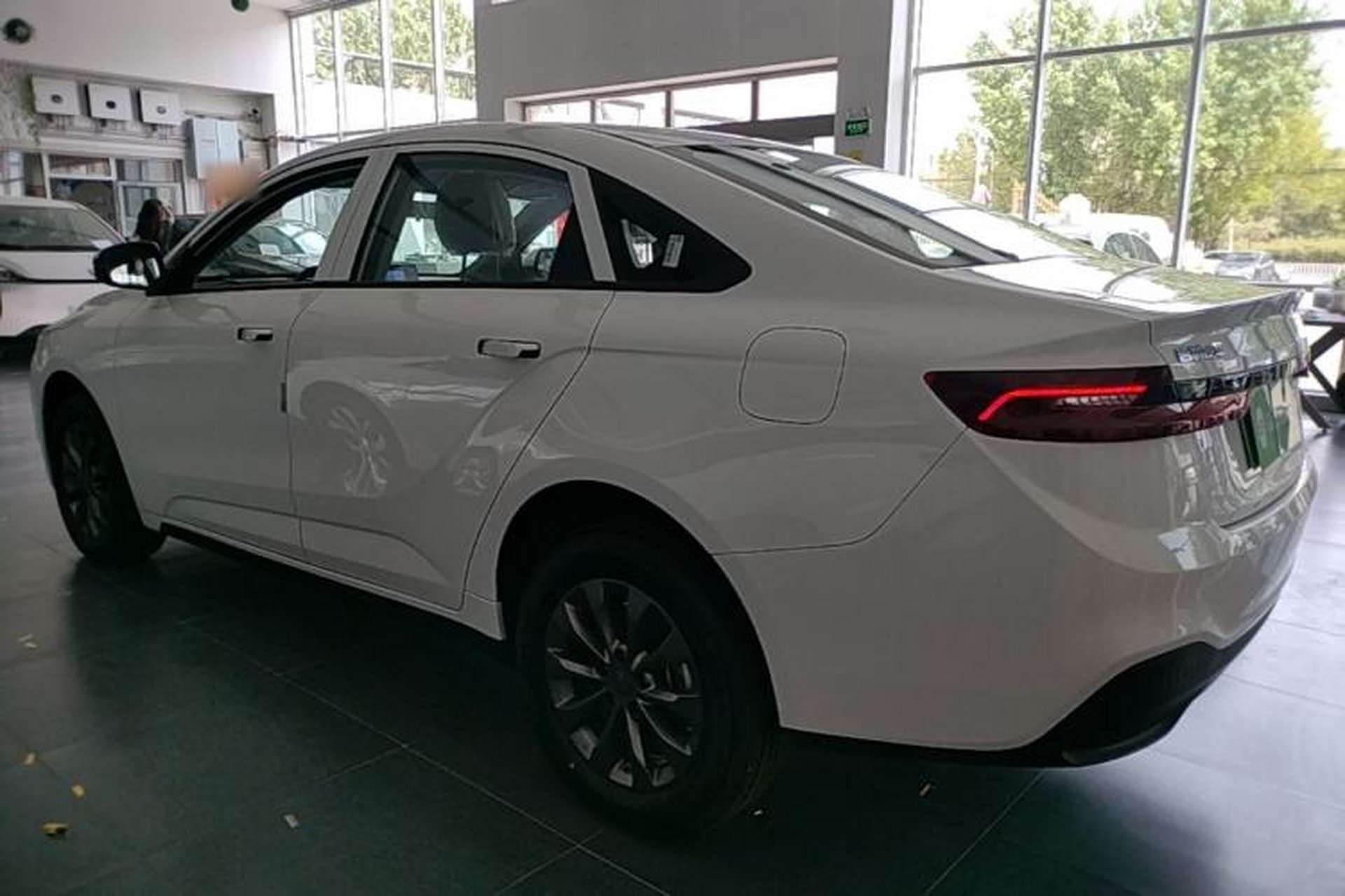 Used Geometry A 2024 500KM Travel Edition Exterior 2