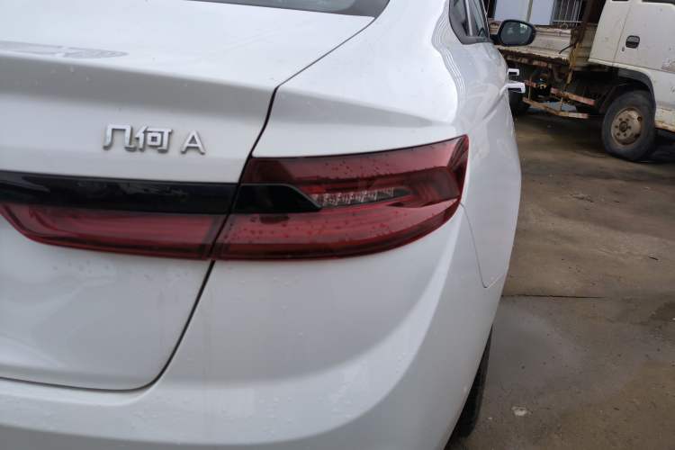 Used Geometry A 2024 500KM Travel Edition Exterior 6
