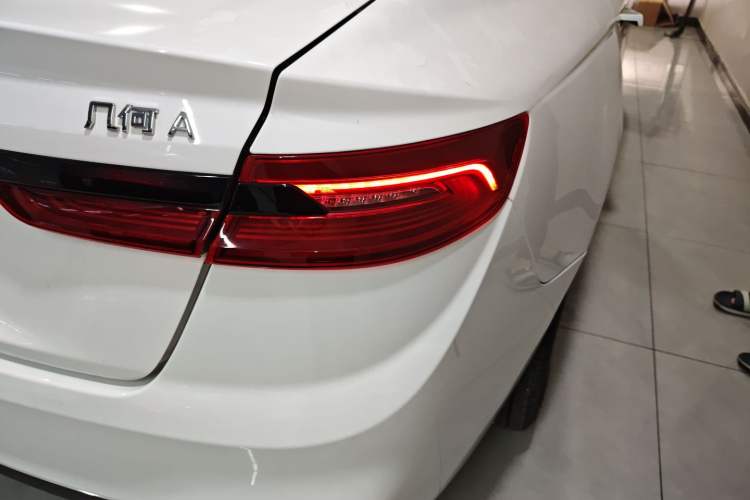 Used Geometry A 2024 410KM Travel Edition Exterior 6