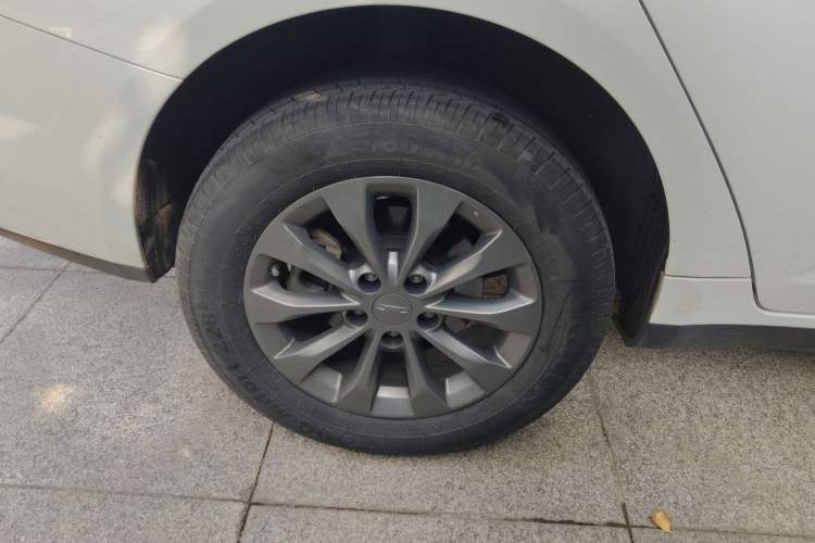 Used Geometry A 2024 410KM Travel Edition Exterior 8