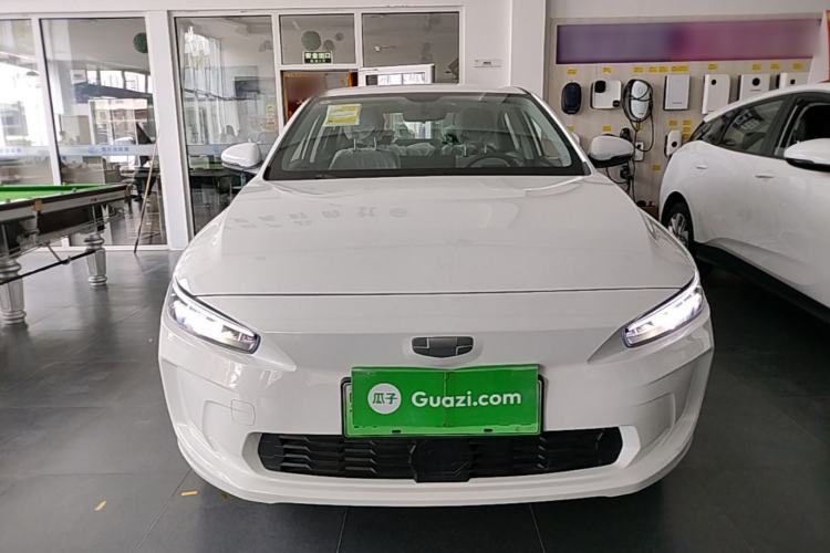 Used Geometry A 2024 500KM Travel Edition Front