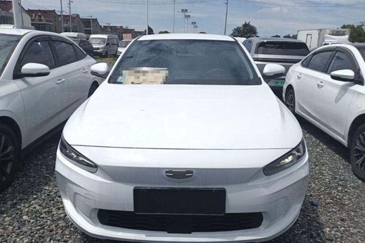 Used Geometry A 2024 500KM Travel Edition Front