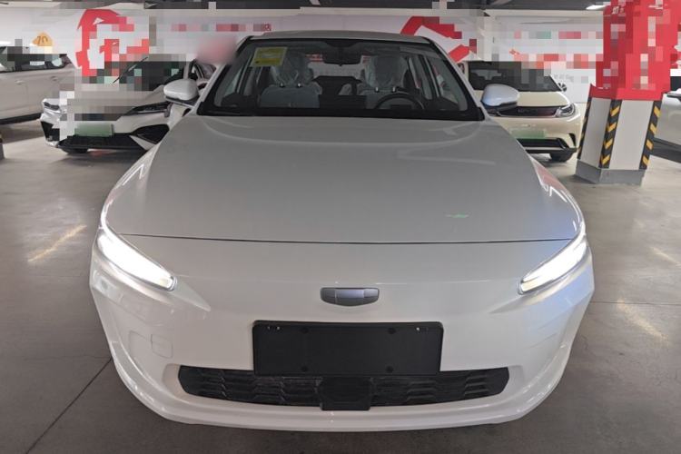 Used Geometry A 2024 500KM Travel Edition Front