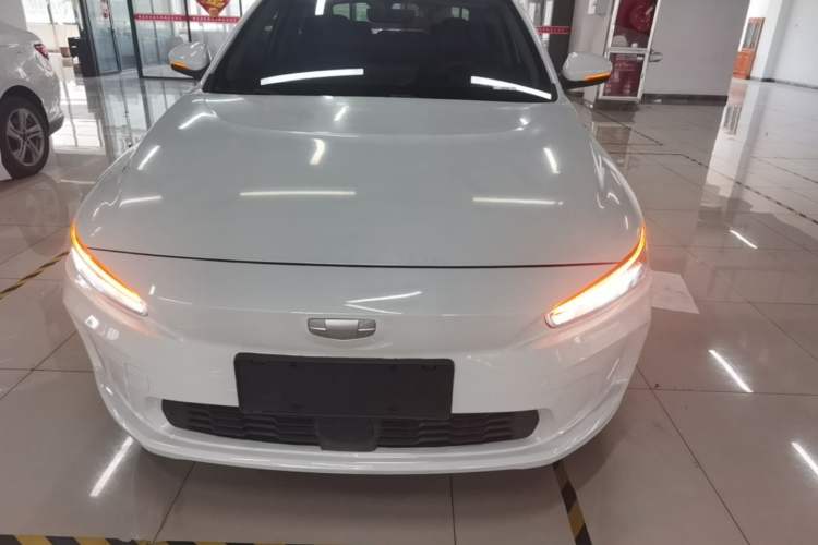 Used Geometry A 2024 410KM Travel Edition Front