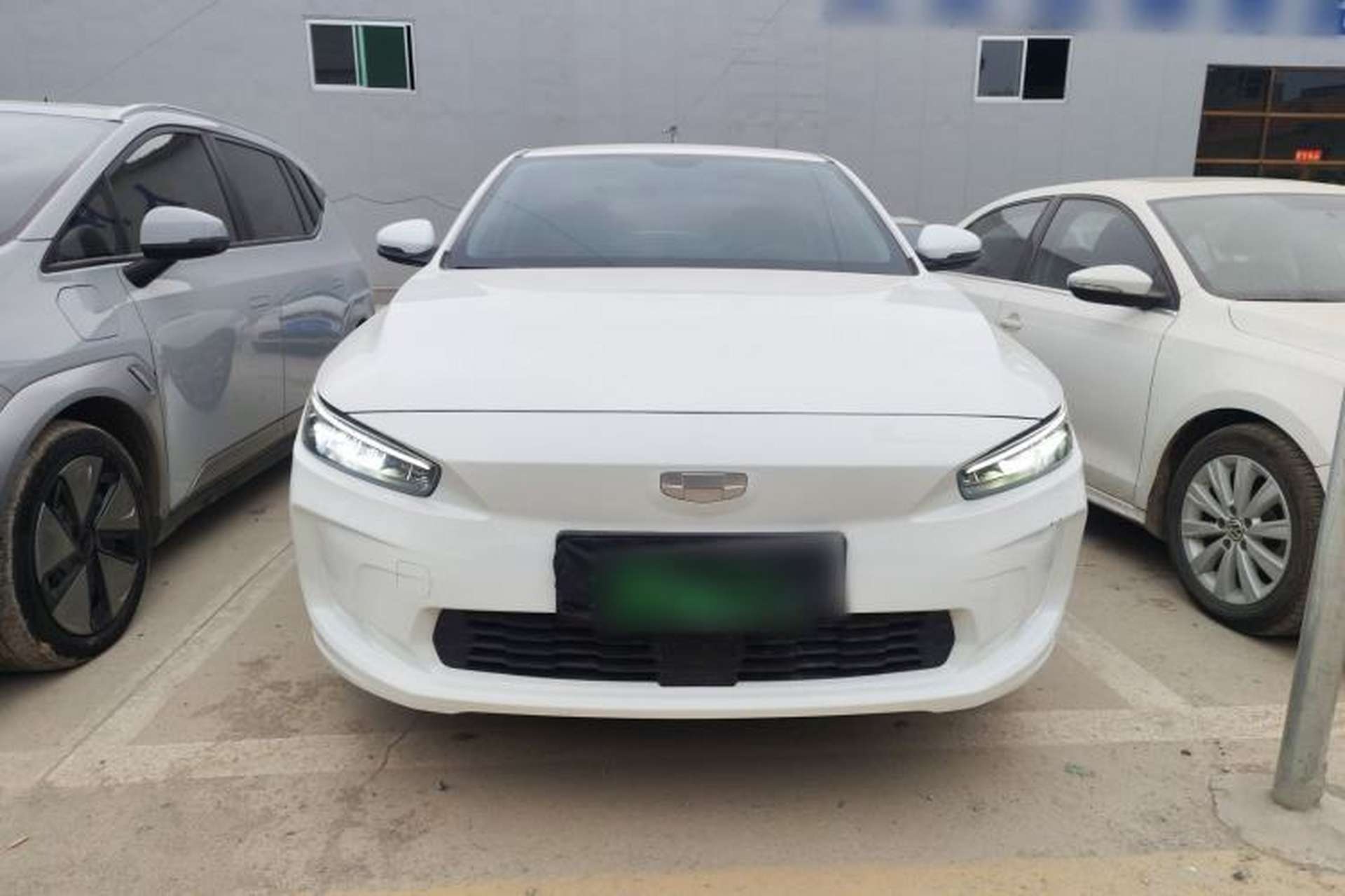 Used Geometry A 2024 410KM Travel Edition Front