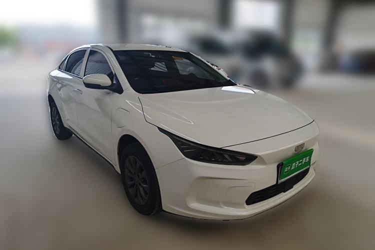 Used Geometry A 2024 500KM Travel Edition Front Right 45 Deg