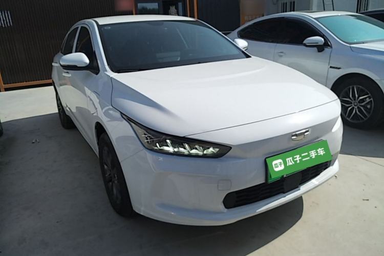 Used Geometry A 2024 500KM Travel Edition Front Right 45 Deg