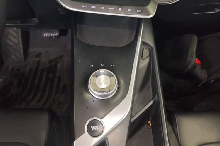 Used Geometry A 2024 410KM Travel Edition Gear Lever