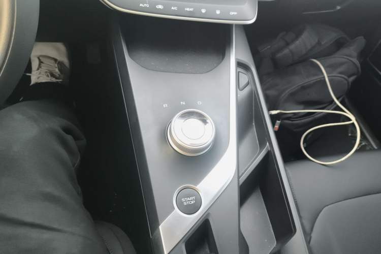 Used Geometry A 2024 500KM Travel Edition Gear Lever