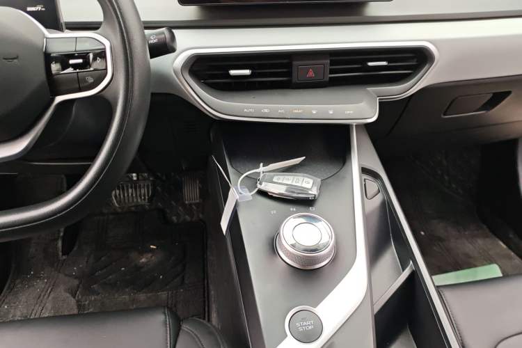 Used Geometry A 2024 500KM Travel Edition Gear Lever