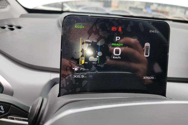 Used Geometry A 2024 410KM Travel Edition Instrument Cluster