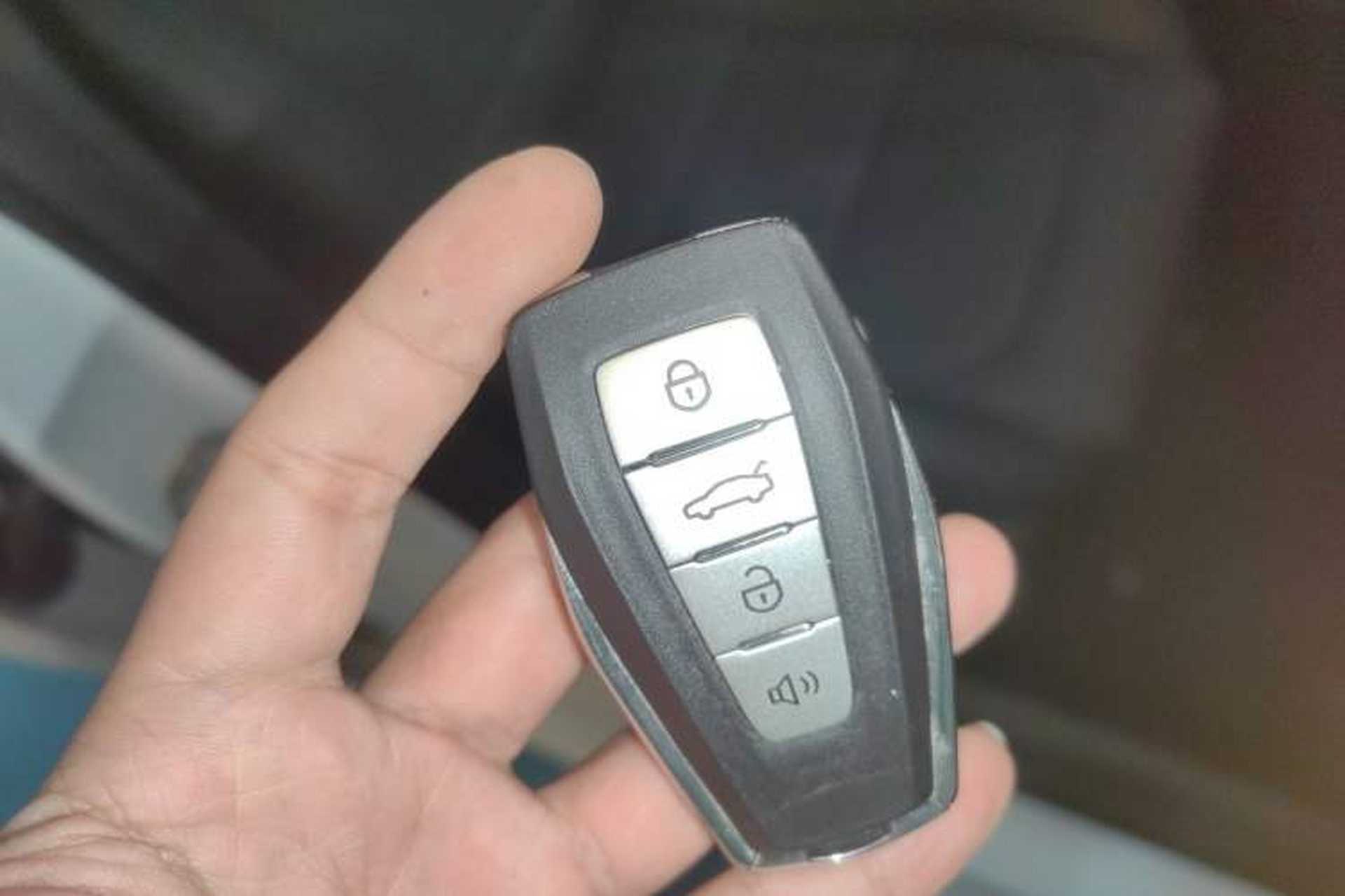 Used Geometry A 2024 410KM Travel Edition Interior 1