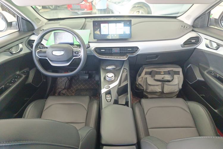 Used Geometry A 2024 410KM Travel Edition Interior 2